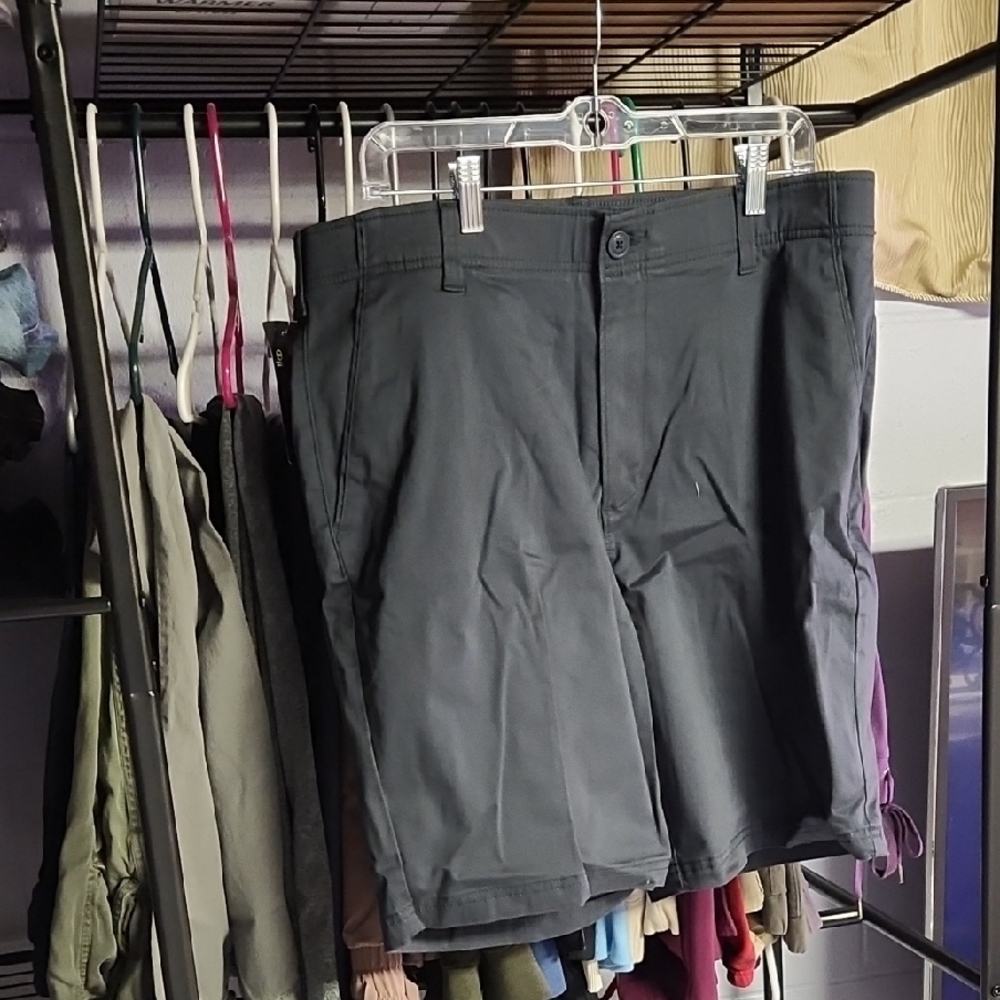 Men's Gray Shorts